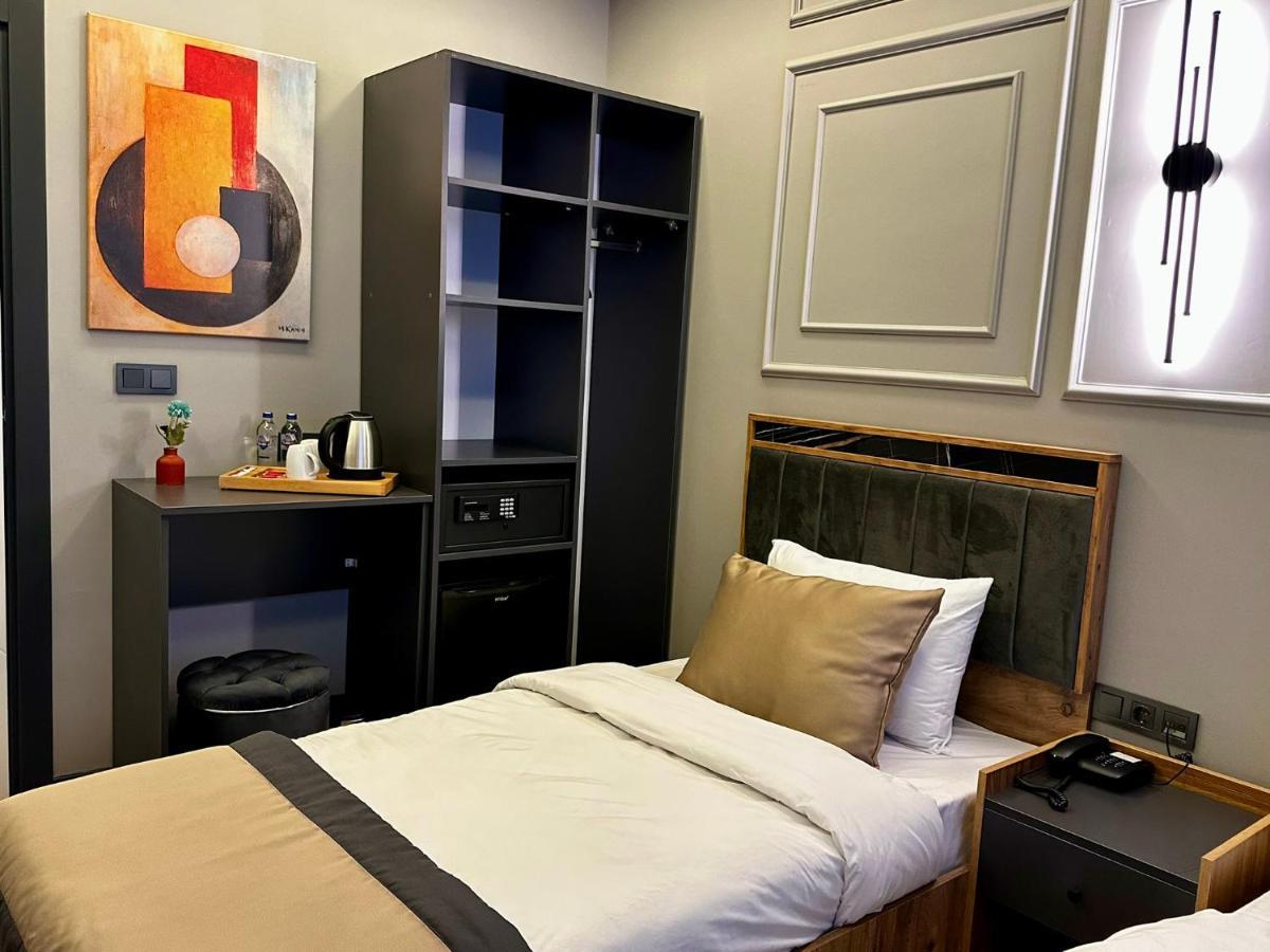 Skymoon Istanbul Airport Hotel Arnavutkoy Ngoại thất bức ảnh