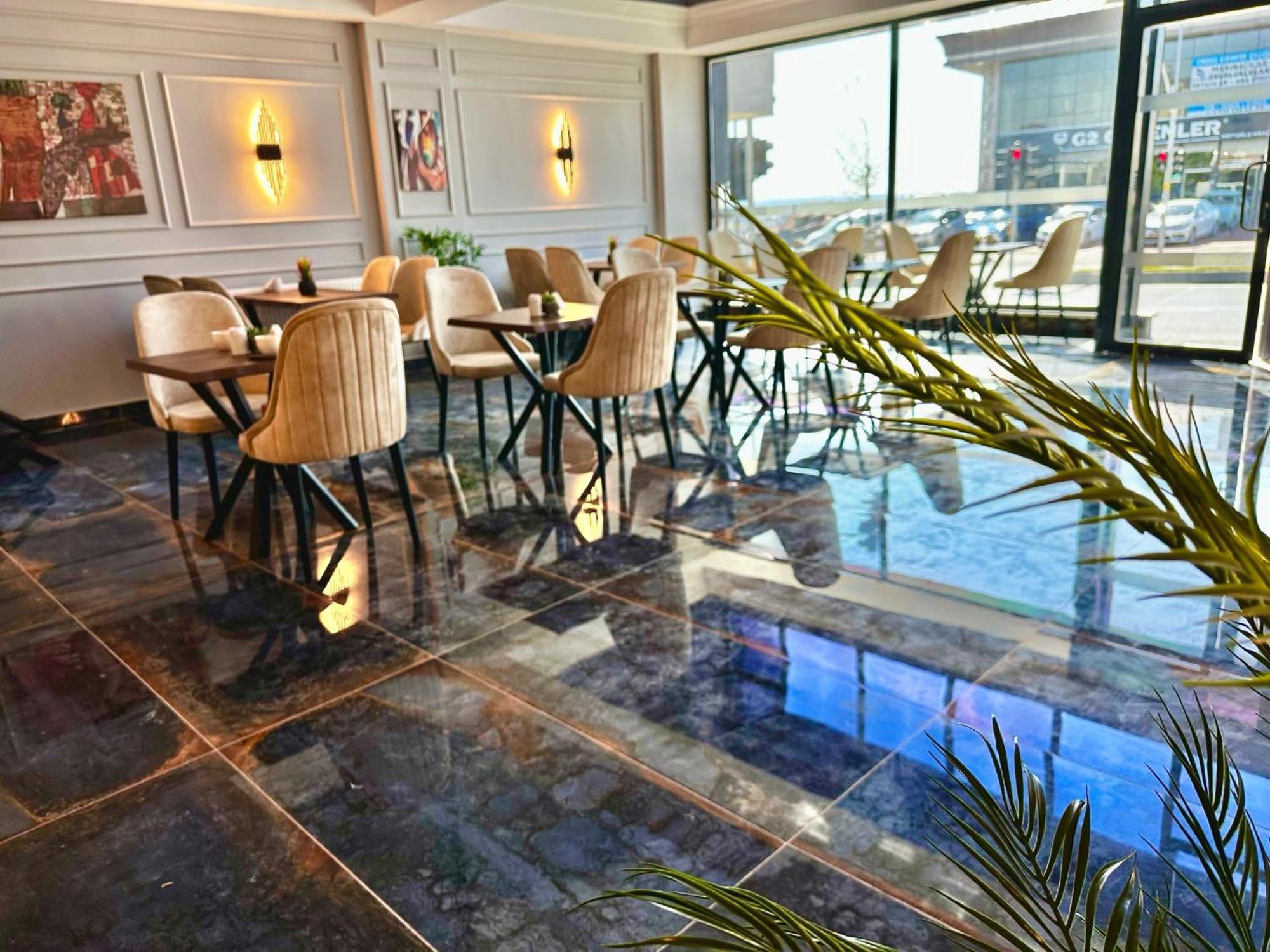 Skymoon Istanbul Airport Hotel Arnavutkoy Ngoại thất bức ảnh