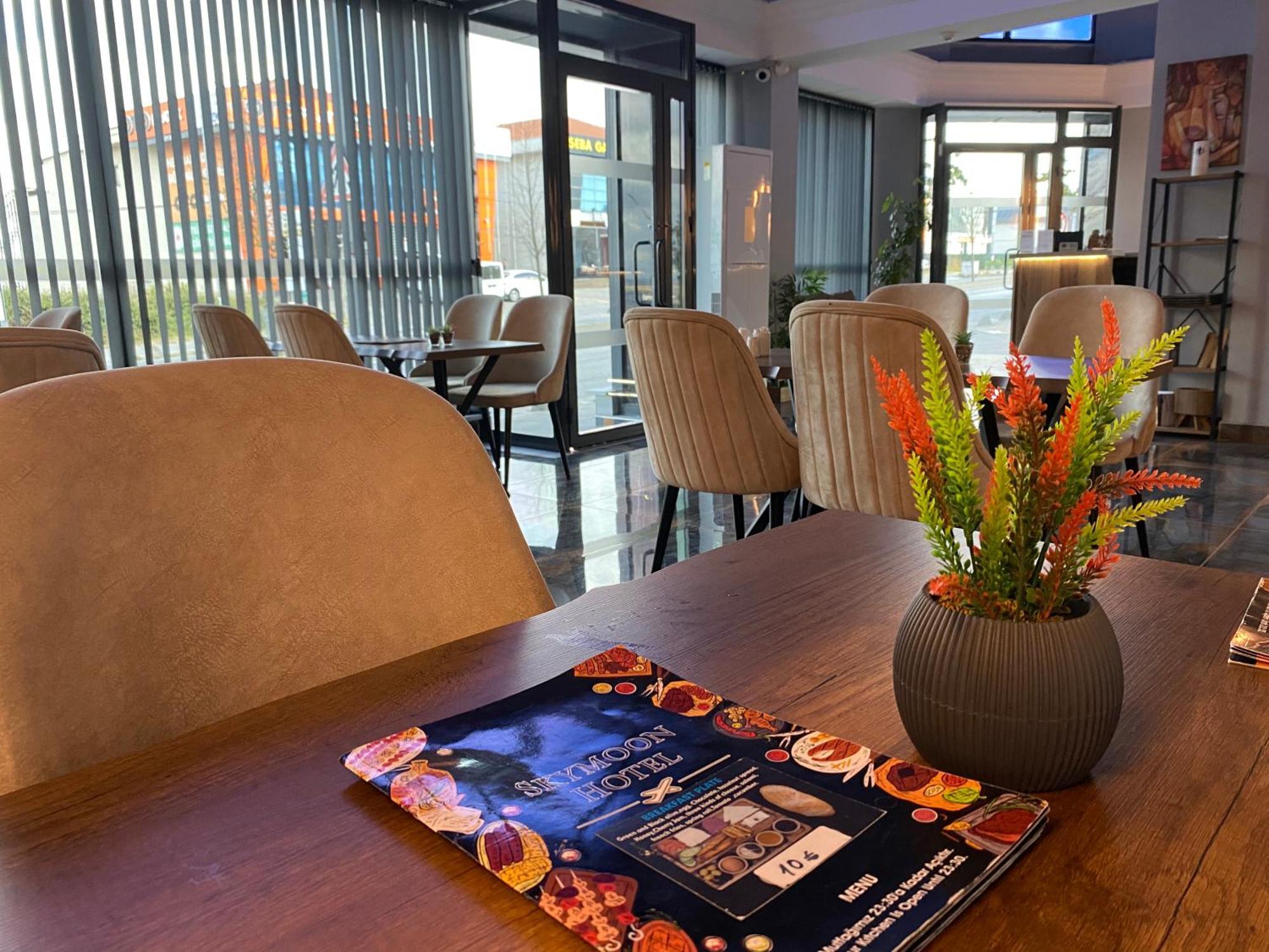 Skymoon Istanbul Airport Hotel Arnavutkoy Ngoại thất bức ảnh