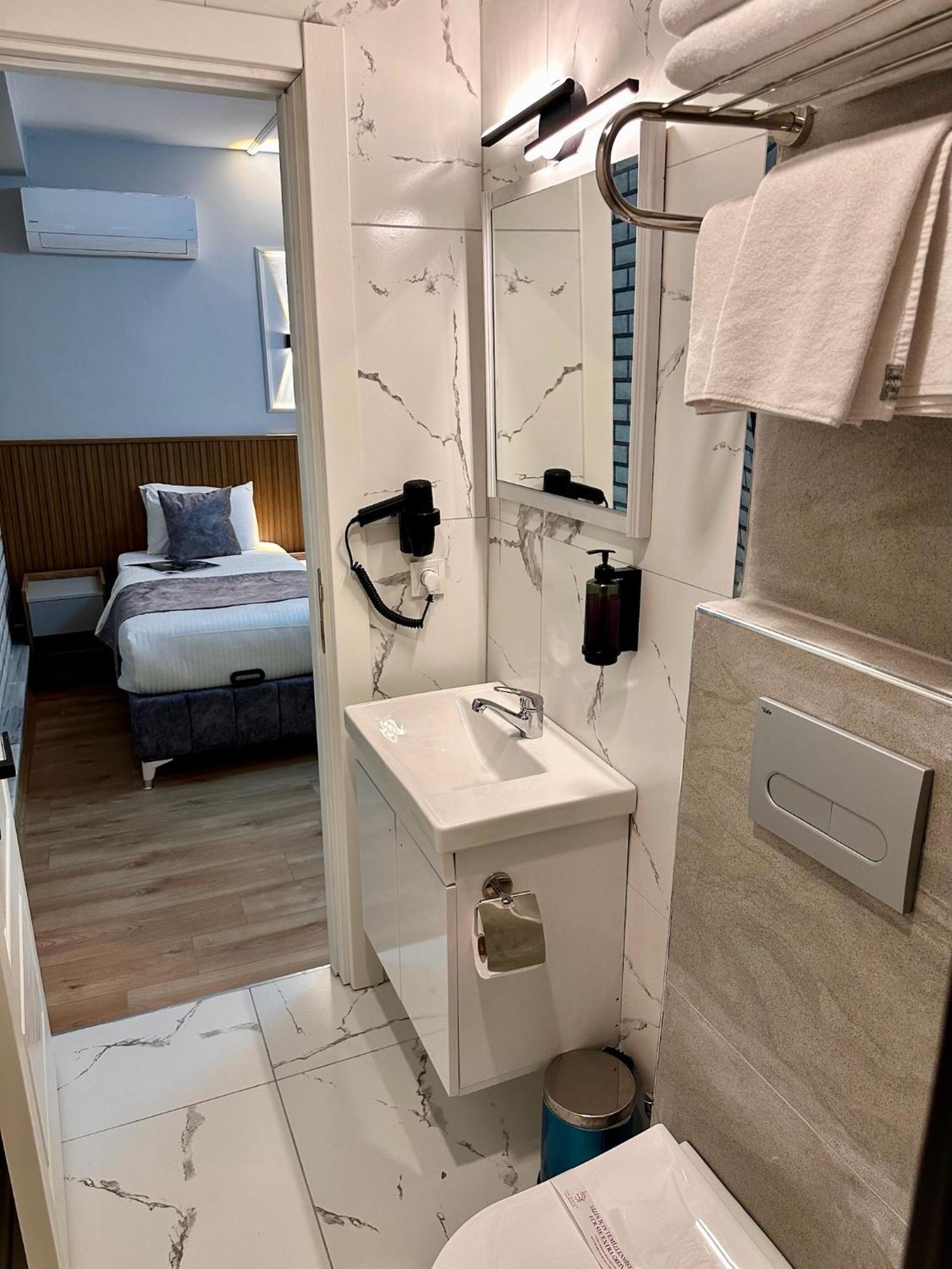 Skymoon Istanbul Airport Hotel Arnavutkoy Ngoại thất bức ảnh